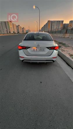 نيسان سنترا